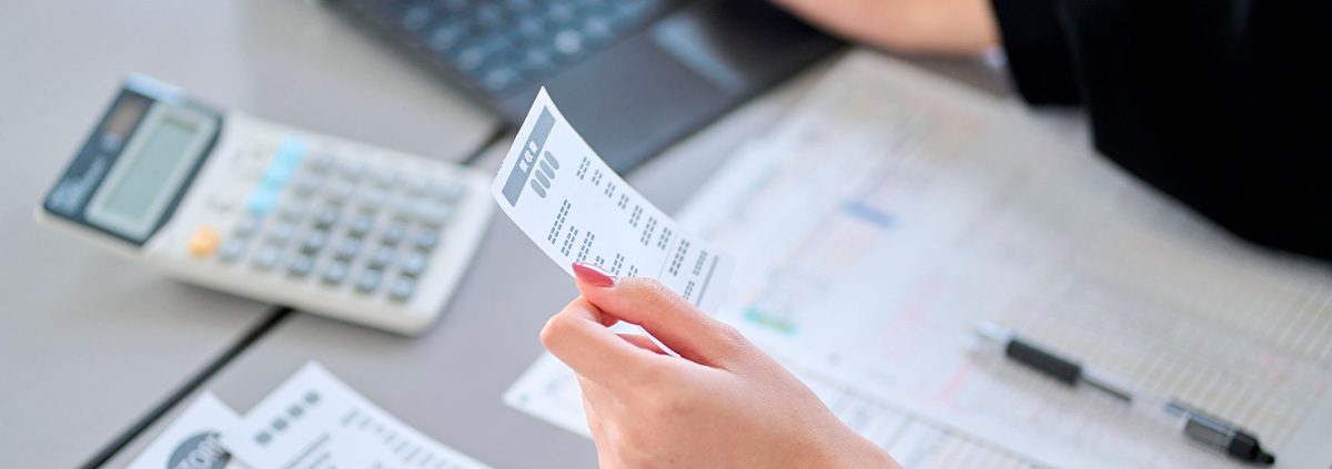 ¿Qué gastos son deducibles de impuestos para mi empresa?